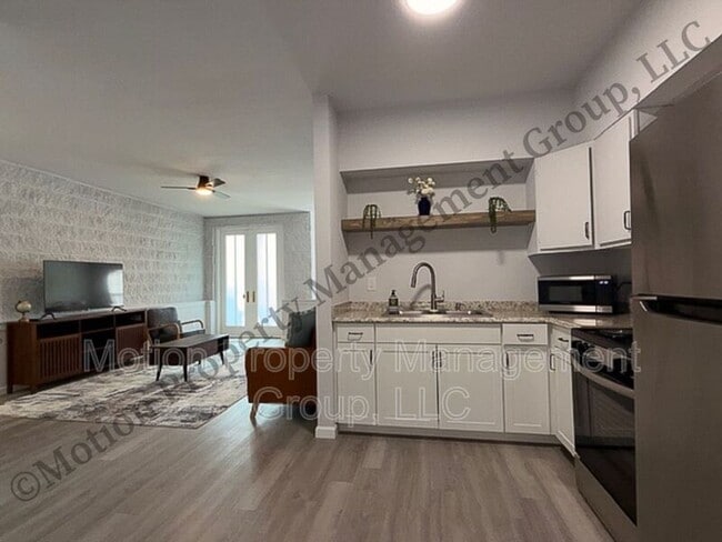 6918 Northside Dr in Chattanooga, TN - Building Photo - Building Photo