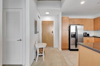 300 S Australian Ave in West Palm Beach, FL - Building Photo - Building Photo