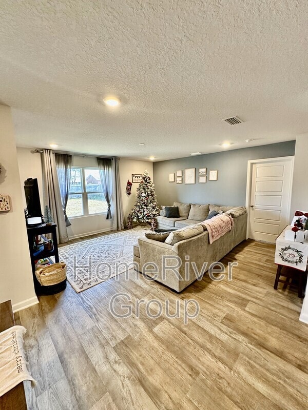 property at 2316 Kirkwood Dr