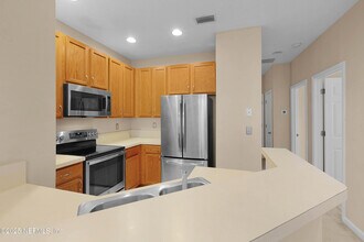 12301 Kernan Forest Blvd in Jacksonville, FL - Building Photo - Building Photo