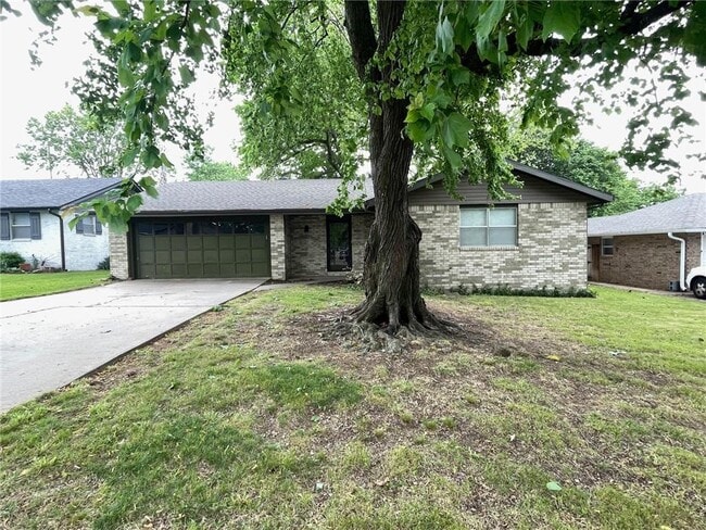4003 Holt Ave in Springdale, AR - Building Photo - Building Photo