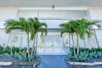 7291-7293 Gary Ave in Miami Beach, FL - Building Photo - Building Photo