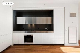 15 William St in New York, NY - Building Photo - Building Photo