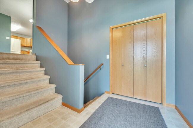 3013 Zenith Ave in Spirit Lake, IA - Building Photo - Building Photo