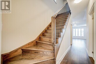 30 Tremoy Rd in East Gwillimbury, ON - Building Photo - Building Photo