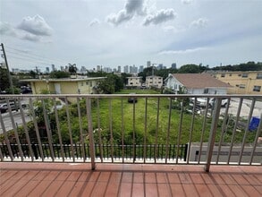 1126 SW 3rd St in Miami, FL - Building Photo - Building Photo