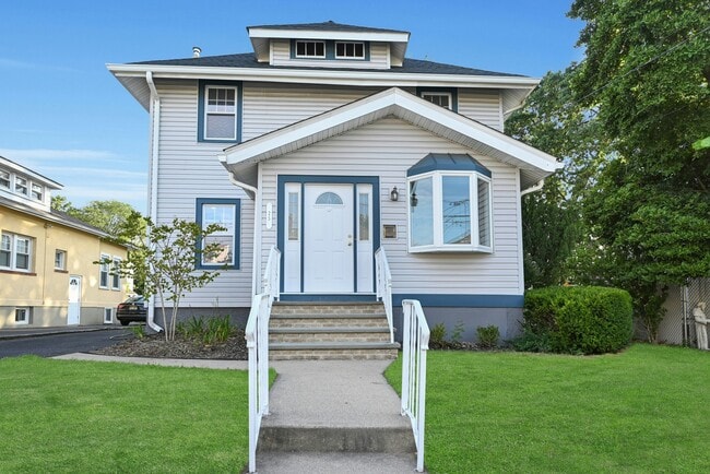 property at 25 Marinus St