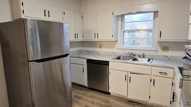 4035 Meadowbrook Dr in Macon, GA - Building Photo - Building Photo