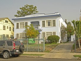 1324 S Van Ness Ave Apartments