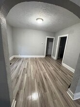 1045 N Elmer St in South Bend, IN - Building Photo - Building Photo