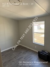 913 N Taylorville Blvd in Taylorville, IL - Building Photo - Building Photo
