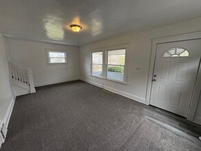 3458 E 146th St in Cleveland, OH - Building Photo - Building Photo