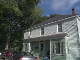 74 Mason St in Biddeford, ME - Building Photo