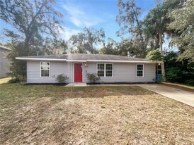 1304 E Carolina Ave in DeLand, FL - Building Photo