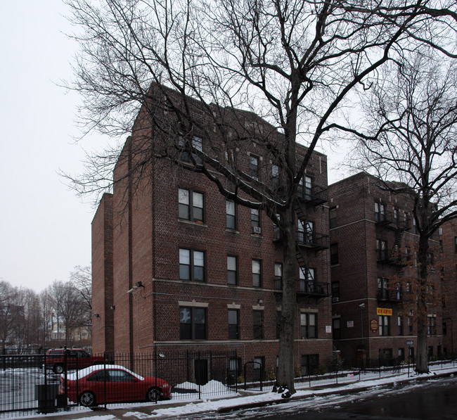 Milton Investment Apartments in East Orange, NJ - Foto de edificio - Building Photo