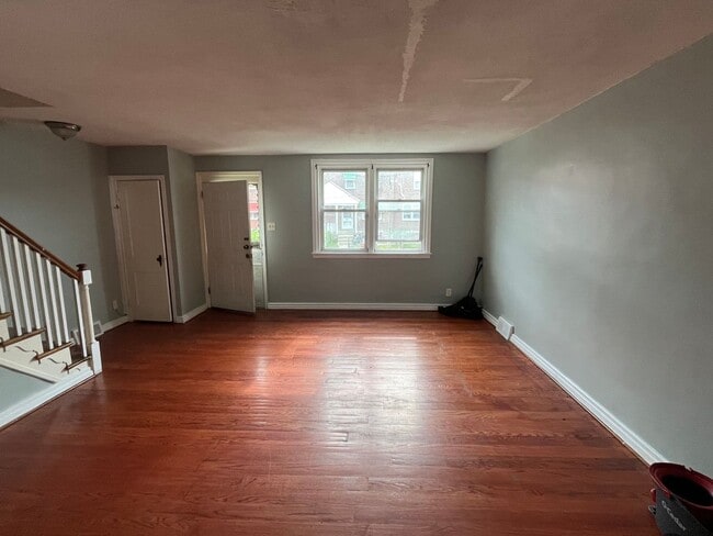 6734 Sylvester St in Philadelphia, PA - Building Photo - Building Photo