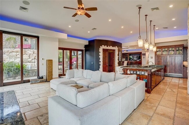 property at 1608 Liege Dr