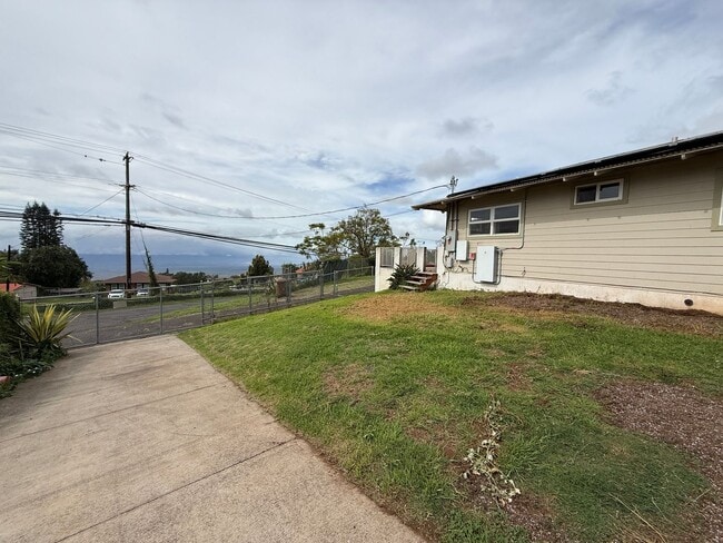 5435 Lower Kula Rd in Kula, HI - Building Photo - Building Photo