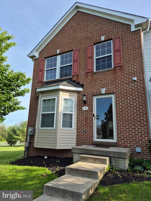 property at 54 Lombard Ln