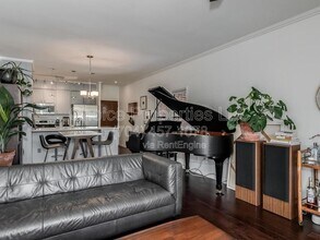 224 N Poplar St in Charlotte, NC - Building Photo - Building Photo