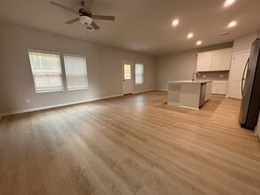 7910 Alset Dr in Magnolia, TX - Building Photo - Building Photo