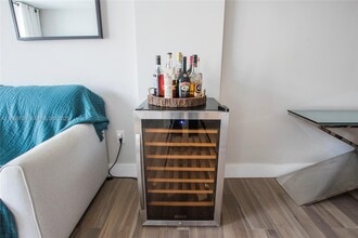 1345 Lincoln Rd in Miami Beach, FL - Building Photo - Building Photo