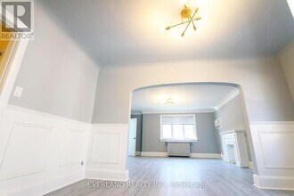 1753 Bayview Ave in Toronto, ON - Building Photo - Building Photo