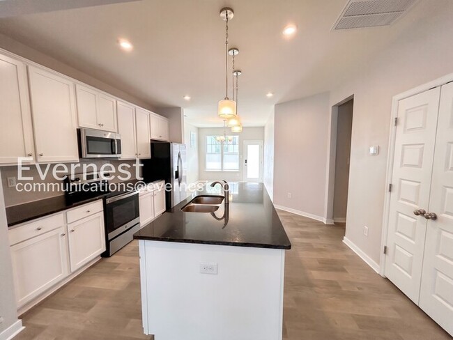 7731 Leeds Castle Ln in New Kent, VA - Building Photo - Building Photo