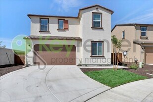 224 Twilight Peak Ct in Roseville, CA - Building Photo