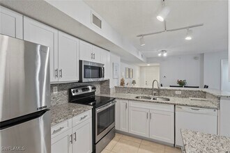 1830 Florida Club Cir in Naples, FL - Building Photo - Building Photo