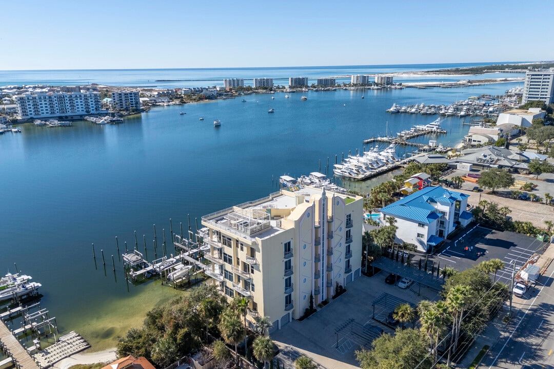 508 Harbor Blvd in Destin, FL - Building Photo