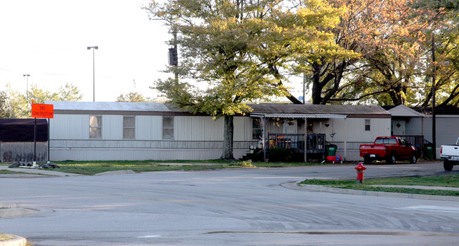 Woodland Trace in Plainfield, IN - Foto de edificio - Building Photo