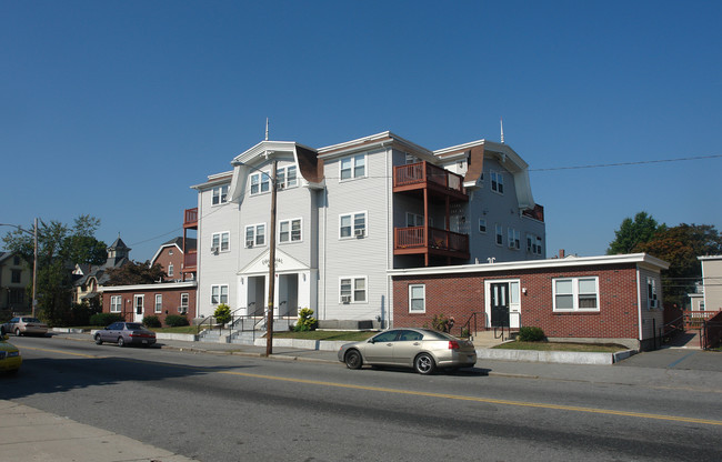 345 Haverhill St in Lawrence, MA - Building Photo - Building Photo