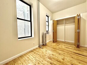 309 W 111th St in New York, NY - Building Photo - Building Photo