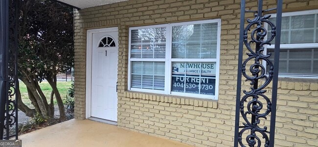 21 Delmont Dr NE in Atlanta, GA - Building Photo - Building Photo