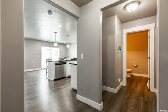 103 E 700 N, Unit 13 in Springville, UT - Building Photo - Building Photo