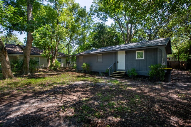 property at 5226 Potomac Ave