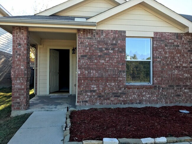 6848 Valleycreek Dr in Fort Worth, TX - Building Photo - Building Photo