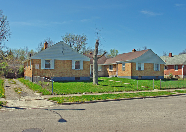 Stanford Place in Dayton, OH - Foto de edificio - Building Photo