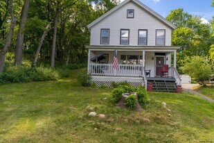 3267 Tibbits Ave, Unit Floor 2