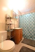 158 Kelton St, Unit 3 in Boston, MA - Foto de edificio - Building Photo