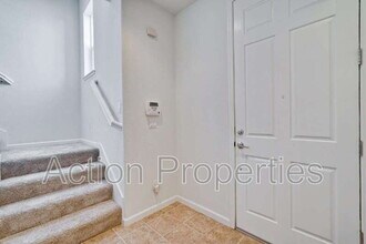 471 Parvin Dr in Mountain View, CA - Building Photo - Building Photo