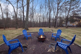 11 Viola Rd in Suffern, NY - Building Photo - Building Photo