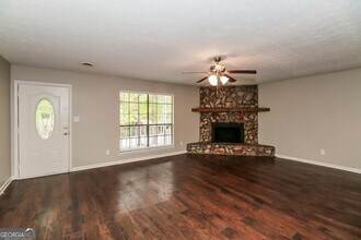 155 Hunt Ridge Dr in Stockbridge, GA - Building Photo - Building Photo