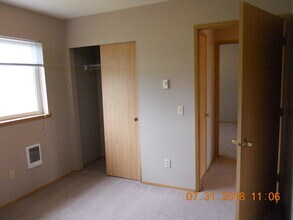 3618 Michelle Ln in Anacortes, WA - Foto de edificio - Building Photo