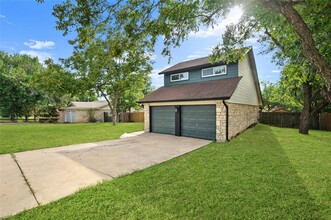 607 Quail Run Rd in Pflugerville, TX - Building Photo - Building Photo