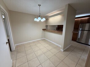 5292 Brook Ct in Orlando, FL - Building Photo - Building Photo