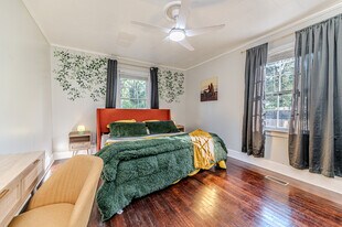 508 W Chisholm St, Unit Green in Sanford, NC - Building Photo