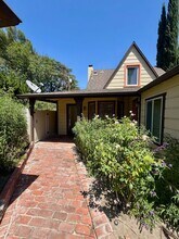316 S Sparks St in Burbank, CA - Building Photo - Building Photo