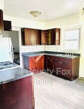 3033 Florence Ave in Steger, IL - Building Photo - Building Photo